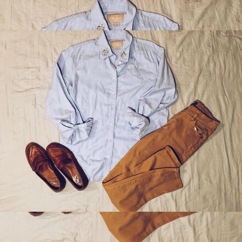 Oxford Button Up w/ a Twist